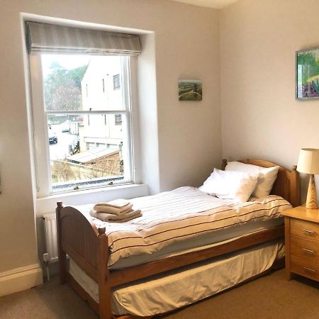 Lauras Townhouse Apartments Thomas Street Townhouse Бат Экстерьер фото