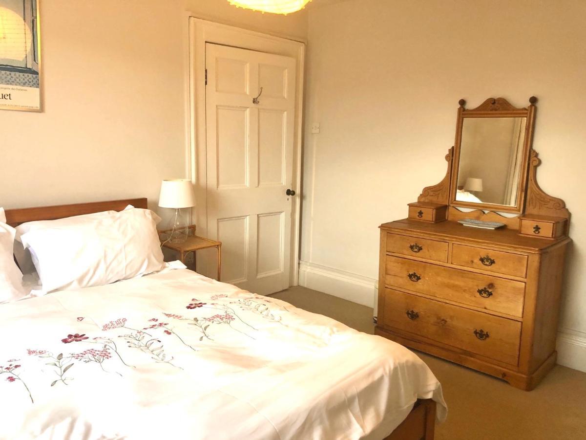 Lauras Townhouse Apartments Thomas Street Townhouse Бат Экстерьер фото