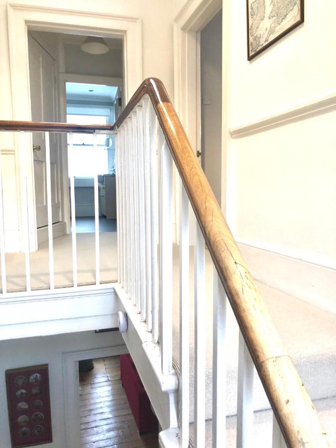 Lauras Townhouse Apartments Thomas Street Townhouse Бат Экстерьер фото